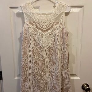 Altair’s State Lace Dress